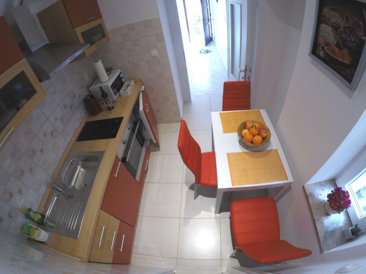 Rooms Gero Zára Kültér fotó